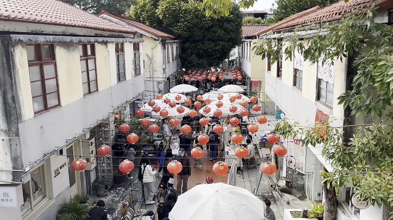二樓望向一樓