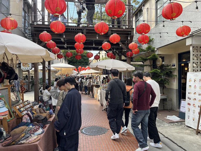 民生街368號2弄之幕幕市集